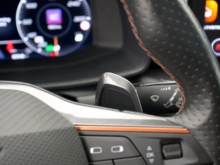 CUPRA Leon Sportstourer 1.4 e-Hybrid Business Adaptief / 25
