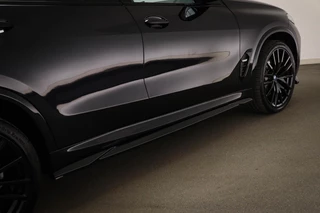 BMW X5 xDrive50e M-sport | PANORAMADAK | INDIVIDUAL VOLLEDER MERINO | HEAD UP | HARMAN KARDON | 360 CAMERA | MAXTON | 22" | / 40