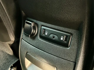 Renault Scénic 1.3 TCe 115 Limited  | Stoelverwarming | All Seasons | Navigatie | 1800KG Trekgewicht | Camera | DAB | Climate Control | Reservewiel | Apple CarPlay/Android Auto / 15
