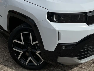 Jeep Compass Summit 74 kWh | Schuif-kanteldak | Massage-stoelen | Handsfree achterklep / 6