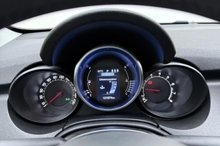 Fiat 500X Cross 1.4 Turbo MultiAir S-Design Cross / 32
