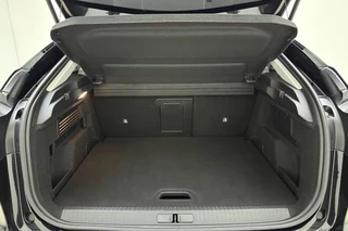 Citroen C4 1.2 Puretech 130pk Automaat Shine Pack Business | Navigatie | Panoramadak | Achteruitrijcamera | Lederen stoelen elektrisch en verwarmd | Headup display | Keyless | Adapt. Cruise control | 18" Lichtmetalen velgen / 11