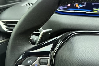 Peugeot 3008 1.2 Hybrid 136 Allure | DEMO | Elektr. achterklep | Navigatie | Achteruitrijcamera | Climate Control | Half lederen bekleding | Keyless Entry / 28