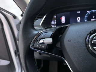 Skoda Octavia Combi 1.0 e-TSI DSG Business Edition Navigatie App-Connect DAB+ Parkeersensoren / 23