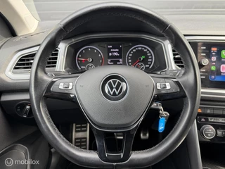 Volkswagen T-Roc 1.5 TSI DSG Active CLIMA*CARPLAY*PDC*STOELVERW / 32