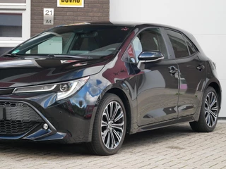 Toyota Corolla 2.0 Hybrid Team D GR Navi+BT| Camera| Dealer onderhouden / 28