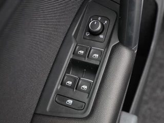 SEAT Tarraco 1.5 TSi 150 Pk Automaat FR Business Intense 7-Pers | 360 Camera | Panorama Dak | Full LED | Trekhaak | Carplay | navigatiesysteem | Climate Control | 20 Inch | 70.775 Km!! / 20