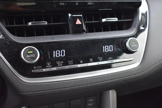 Toyota Corolla Cross Hybrid Active | Camera | Carplay | Cruise Control | / 21