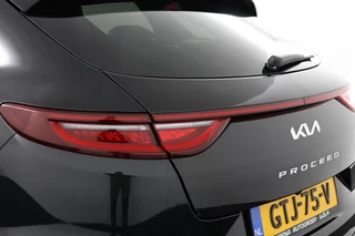 Kia ProCeed 1.5 T-GDi GT-PlusLine  - JBL soundsystem - Apple Carplay/Android Auto - Adaptive Cruise Control - Dodehoekdetectie - Navigatie - Stuur/Stoel Verwarming - Fabrieksgarantie tot 11-2031 / 46