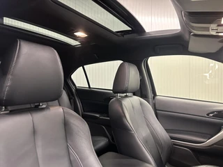 Mitsubishi Eclipse Cross 2.4 PHEV Executive PANO LEER CAMERA ADAPTIEF CRUISE. / 15