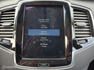 Volvo XC90 2.0 T8 Recharge AWD R-Design / 18