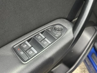 Renault Captur 1.6 E-Tech Hybride 145 Intens Panorama Schuifdak Half Leder / 13