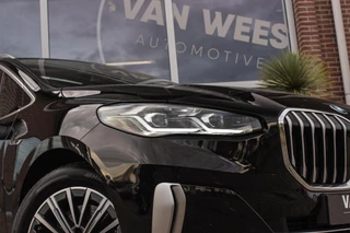 BMW 2-serie Active Tourer 230e xDrive Luxury Line | 1e eigenaar | BTW auto | Driving Assistant | Harman Kardon | 360 camera | Panoramadak | Head-up | M-sportstuur | Keyless entry / 55