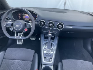 Audi TT RS Roadster TT 2.5 400pk 5-Cil Quattro B&O Camera Stoelverw. 20 Inch / 56