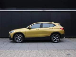 BMW X2 sDrive20i Executive | LEDER | MEMORY | CAMERA | TREKHAAK | CRUISE | NAVI | / 2