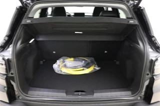 Jeep Avenger Avenger 54 kWh | Navigatie | LED projector koplampen | Elektrische achterklep | 18'' lichtmetalen velgen | Camera | Stoelverwarming | Snel leverbaar! / 14