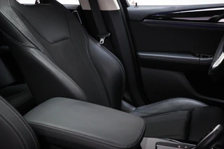 BMW X4 xDrive20i X-Line High Executive | PANORAMADAK | HEAD UP | STUURVERWARMING | TREKHAAK | 19" / 14