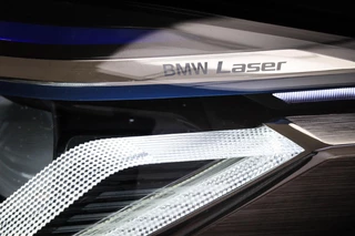 BMW 5-serie Touring 540i xDrive M-Sport | Facelift | PANORAMADAK | 360 CAMERA | TREKHAAK / 25