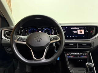 Volkswagen POLO 1.0 TSI Style Black Edition Business | Matrix LED | IQ.Light |CarPlay | Stoelverwarming | ACC | Camera | Trekhaak / 27