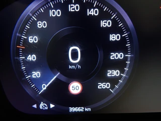 Volvo XC40 T5 Twin Engine 262pk Geartronic Inscription / 17