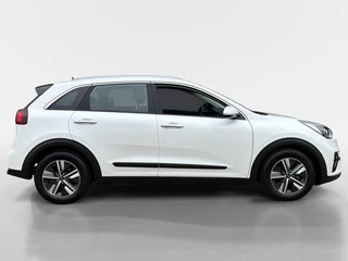 Kia Niro 1.6 GDi Hybrid DynamicLine | Navigatie | Apple Carplay / Android Auto | Climate Control | Achterruitrij Camera | Lichtmetalen Velgen | / 5