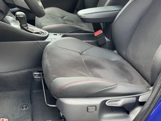 Toyota Yaris 1.5 Hybrid 130 GR SPORT NL-AUTO APPLE/ANDROID CARPLAY PARKEERCAMERA SPORTSTOELEN / 12