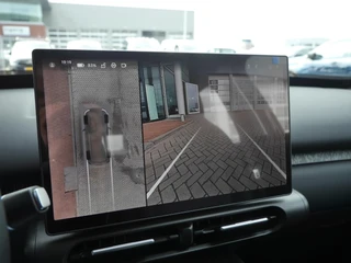 Leapmotor B03X ProMax Design 53 kWh 382KM WLTP l Hoge Zit & Verrassend Ruim! l Stoel- en Stuurwielverwarming l 360 Camera l Wireless Apple Carplay & Android Auto l Full-LED l 14,6'' Display l 18'' Lichtmetalen Velgen / 24