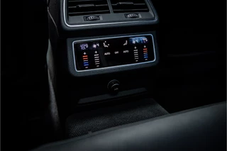 Audi A6 Avant 55 TFSI Quattro Sport  Luchtvering 20" Panorama ACC / 26