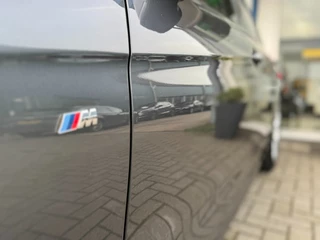 BMW 3 Serie 318i Executive M Sport I Navigatie I Trekhaak I Xenon I Dealer ond. I NL auto / 16