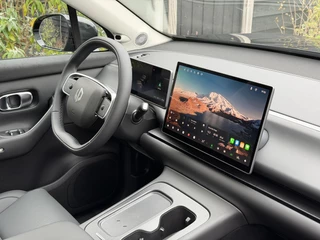 Leapmotor C10 REEV Design 28.4 kWh 215PK Automaat Navigatie, Camera 360, Lichtmetalen velgen, Elektrische Achterklep, Kunstlederen bekleding, Stoel Verwarming & Ventilatie / 16
