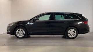 Skoda Octavia Combi 1.0 e-TSI DSG Business Edition Navigatie Parkeersensoren App-Connect DAB+ / 14