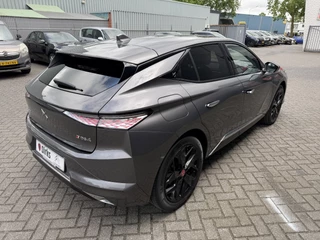 DS DS 4 225pk E-Tense Performance Line (Camera - LED Matrix - Adaptieve Cruise Controle - Keyless Entry - 19"- Automatische Airco - Navigatie - Apple Carplay) / 7