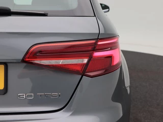 Audi A3 Sportback 30 TFSi 115 Pk Automaat Sport Lease Edition | Cruise Control | Navigatie | Led Koplampen | Sportstoelen | 17 Inch | 86.733 Km!! / 15
