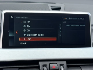 BMW X1 xDrive20i High Executive  | Afn. trekhaak | Pano | LED | Leder | Sportstoelen | Apple/Android | Stoelverwarming / 42