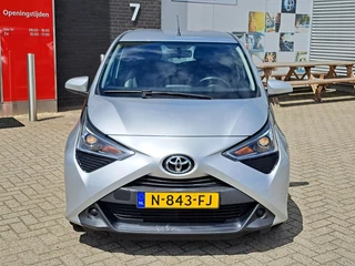 Toyota Aygo PLAY AIRCO CAMERA APPLE/ANDROID AUDIO-STUURWIELBED. BLUETOOTH LED-DAGRIJ / 2