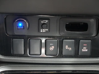 Mitsubishi Outlander 2.0 PHEV Pure / 34