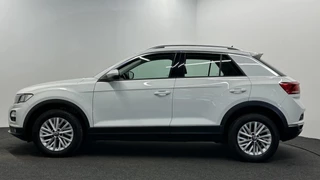 Volkswagen T-Roc 1.0 TSI Style Business CARPLAY NAVI ADAPTIEF CRUISE. / 15