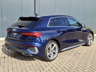Audi A3 Sportback 30 TFSI S-line edition AUTOMAAT * Navigatie * Parkeersensoren * Audi Sound * / 12