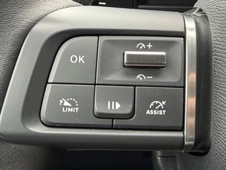 Citroën C4 145pk Hybride Plus (Camera - LED - Navigatie - Automatische Airco - Parkeersensoren - Apple Carplay) / 20