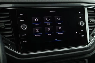 Volkswagen T-Roc 1.5 TSI 150pk DSG R-Line Sport Keyless Virtual Cockpit Navigatie / 20