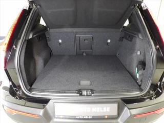 Volvo XC40 T4 Twin Engine 211pk Geartronic Inscription Expression / 37