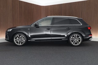 Audi Q7 55 TFSIe 381pk quattro Pro Line S Leder Memory Sluithulp B&O Panoramadak Camera Stoel + Stuurverwarming Luchtvering Navigatie 2x S-Line / 8