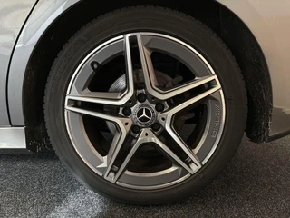 Mercedes-Benz A-klasse 200 Business Solution AMG | CAMERA | STOELVERW. | SFEERVERLICHTING / 22