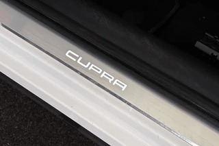 CUPRA Formentor 1.4 TSI e-Hybrid Panoramadak Achteruitrijcamera Apple CarPlay / 25