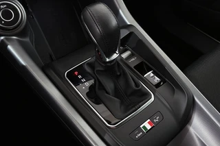 Alfa Romeo Tonale 1.3T PHEV Edizione Speciale Stuur/Stoelverwarming Adaptive Cruise Keyless Camera / 26