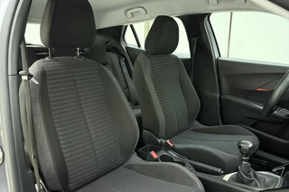 Peugeot 2008 1.2 PureTech Active Pack 100 PK | Handgeschakeld | Trekhaak | Navigatie | Climate Control | Bluetooth | Cruise Control | Licht Metalen Velgen | Stuurwielbediening | 1e eigenaar / 15