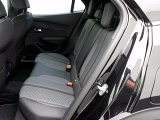 Peugeot e-2008 EV Allure 54 kWh - Private lease 549 pm / 14