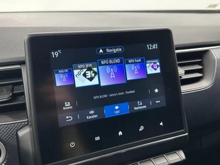 Renault Arkana 1.6 E-Tech full hybrid 145 evolution CAMERA CRUISE LM NAVI CARPLAY. / 37