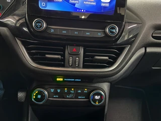 Ford Fiesta 1.0 EcoBoost Hybrid Titanium/ NL auto/ Navi/ Airco/ Cruise control / 28