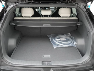 Kia EV3 GT-Line Business Edition 81.4 kWh  - Stoel-/Stuurverwarming - Elektrisch Verstelbare Bestuurdersstoel - Ambient Lighting- Apple Carplay/Android Auto - Fabrieksgarantie t/m 2033 / 38